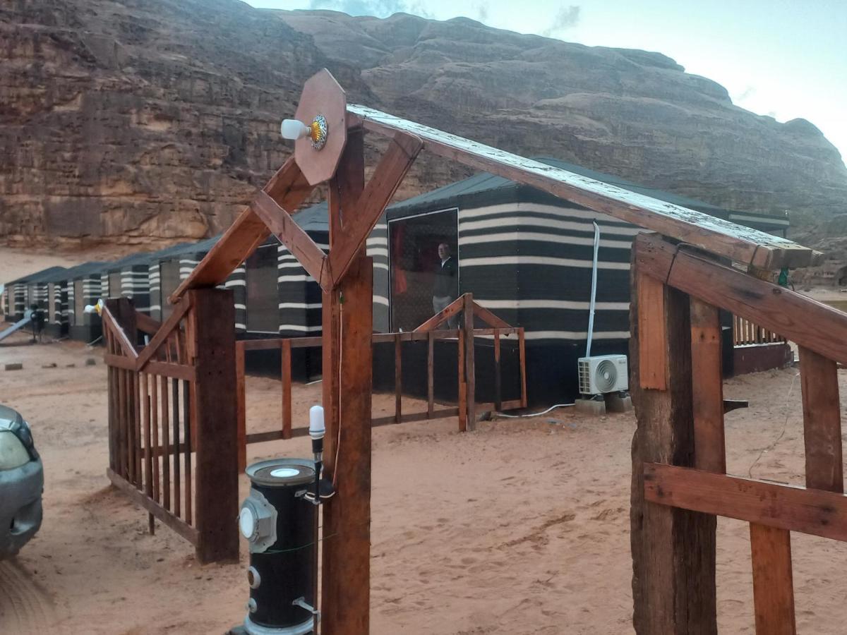 غرووب وادي رم Wadi Rum Exterior foto