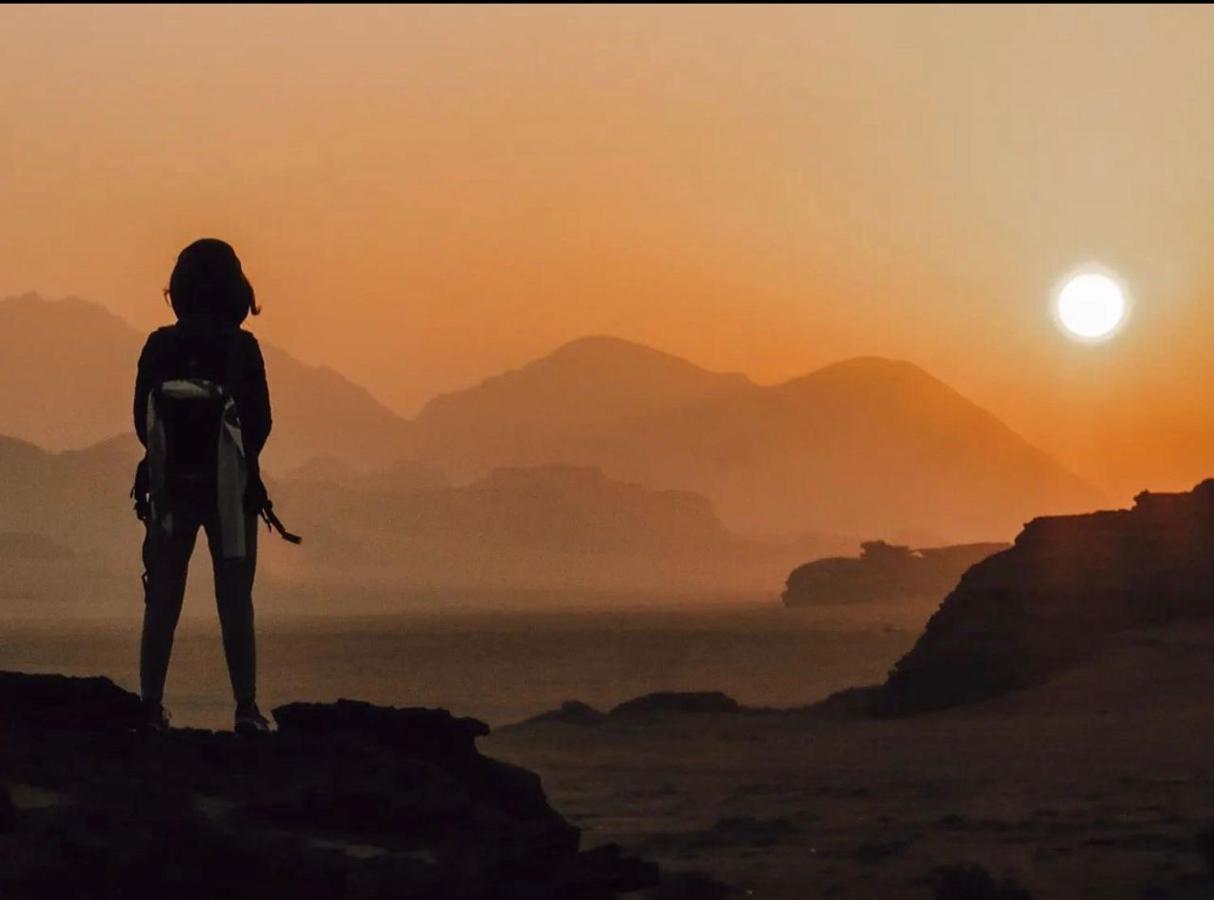 غرووب وادي رم Wadi Rum Exterior foto