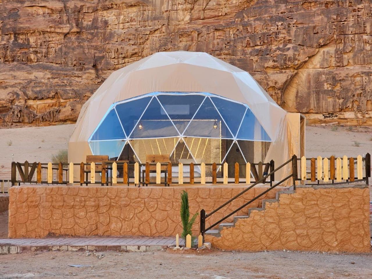 غرووب وادي رم Wadi Rum Exterior foto
