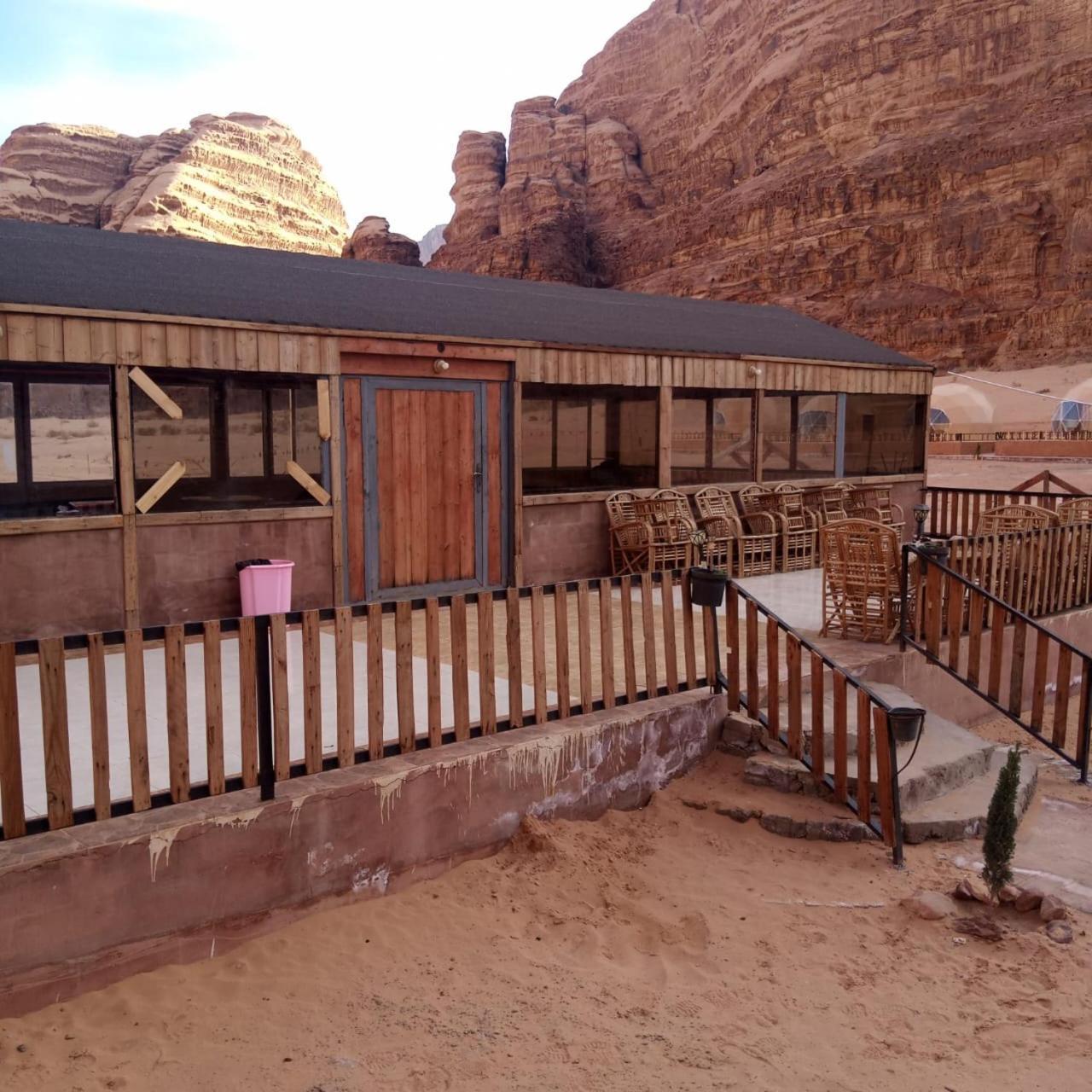 غرووب وادي رم Wadi Rum Exterior foto