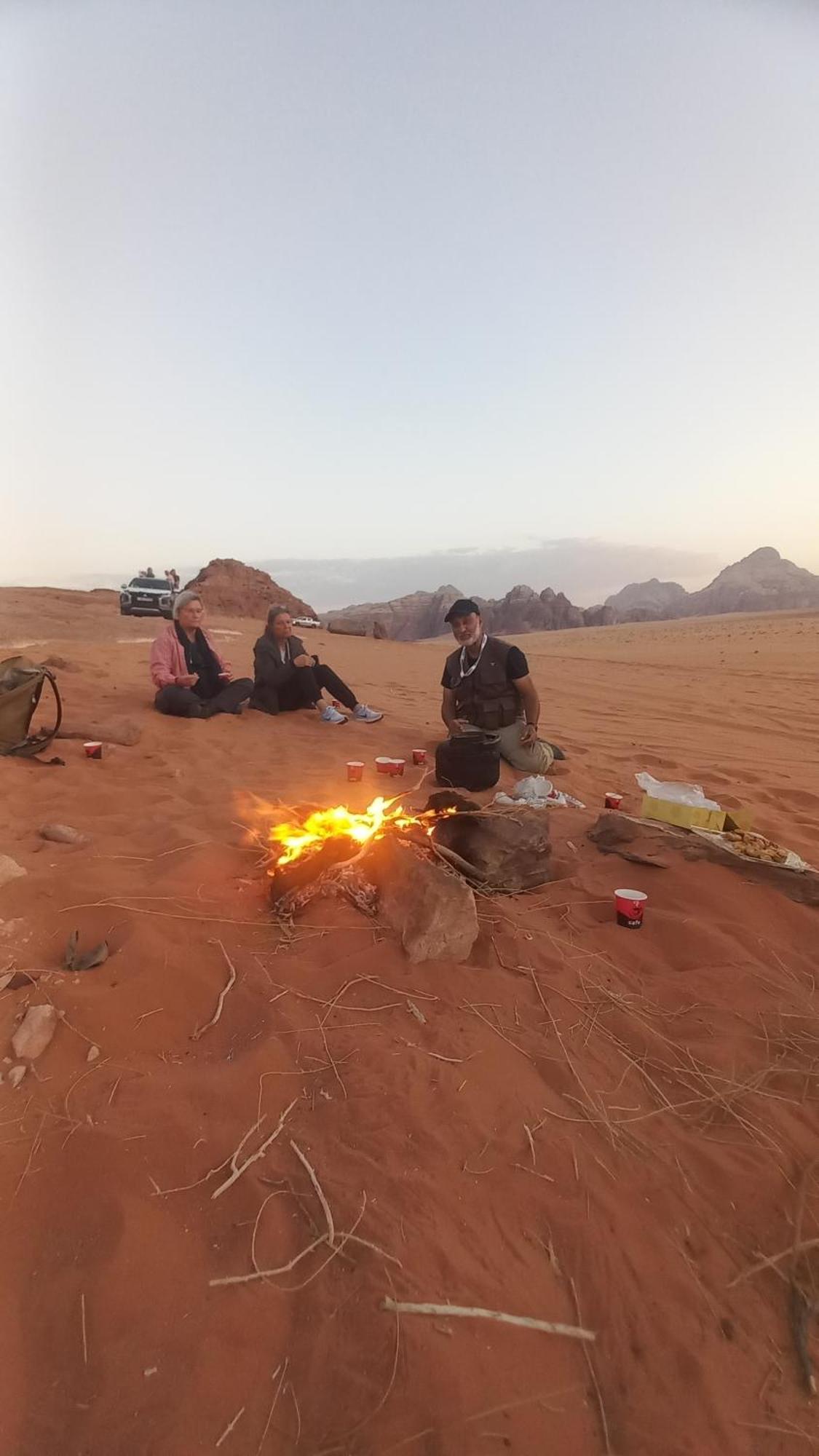 غرووب وادي رم Wadi Rum Exterior foto